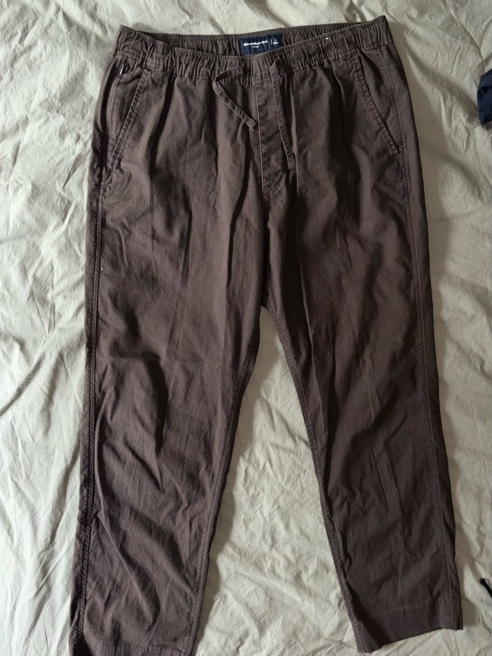 Abercrombie & Fitch Men's Dark Brown Drawstring Chino Pants